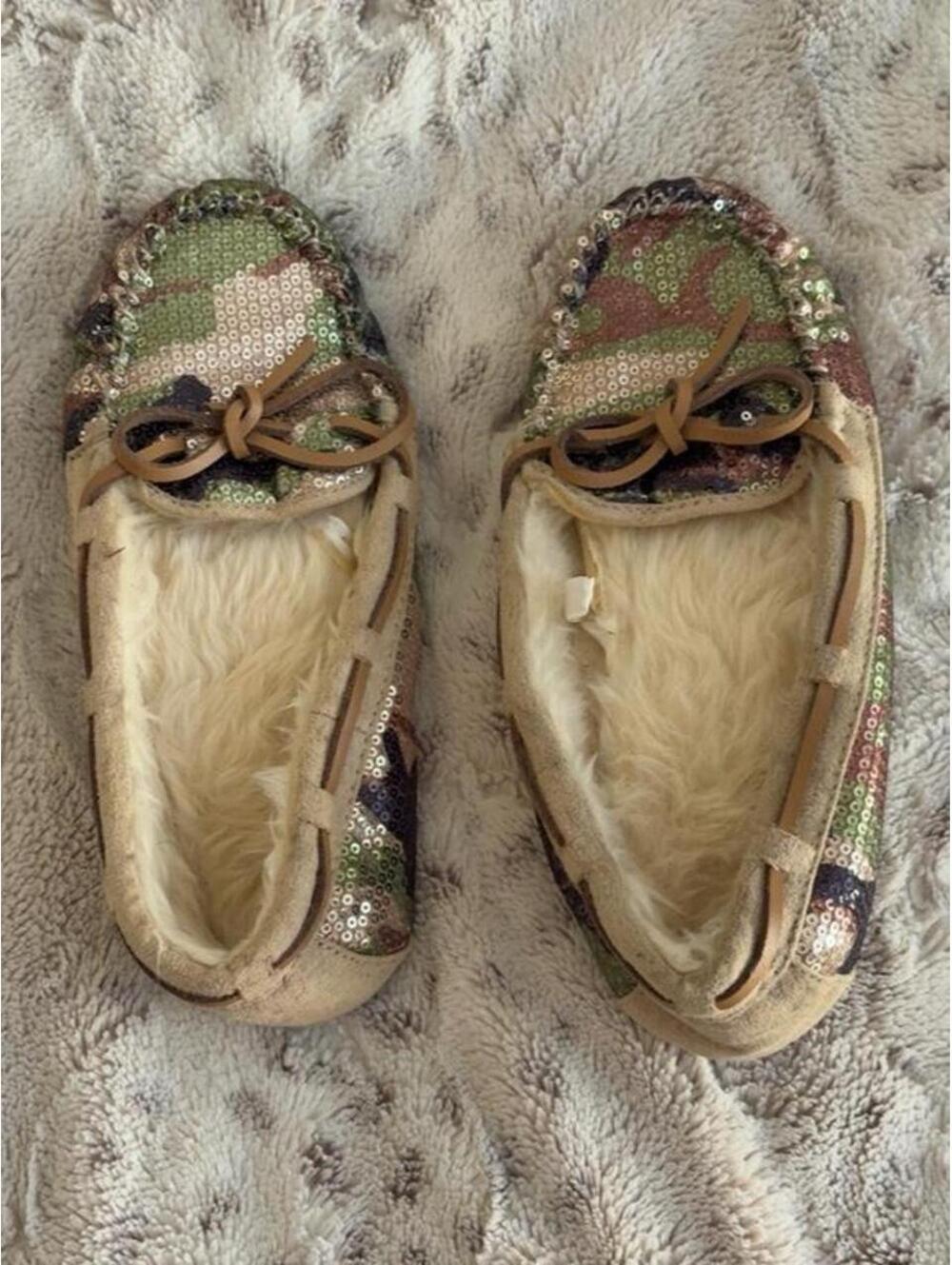 camouflage sequin moccasin slippers with fur interior
